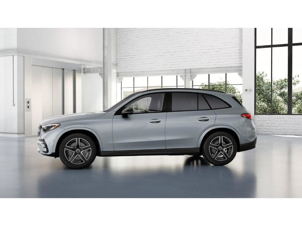 Used 2026 Mercedes-Benz GLC 300 4MATIC image 35