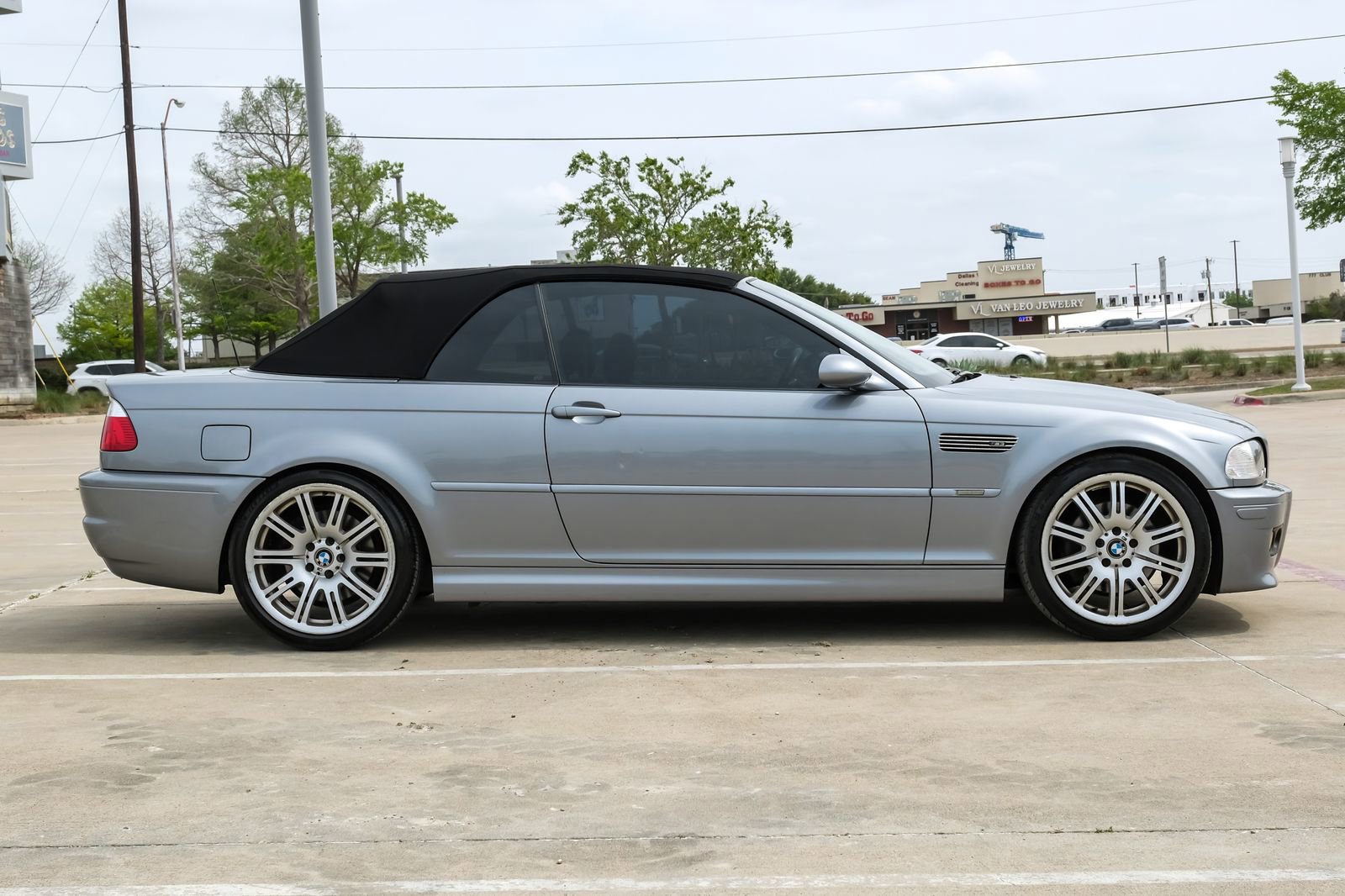 Used 2005 BMW M3 Convertible image 9
