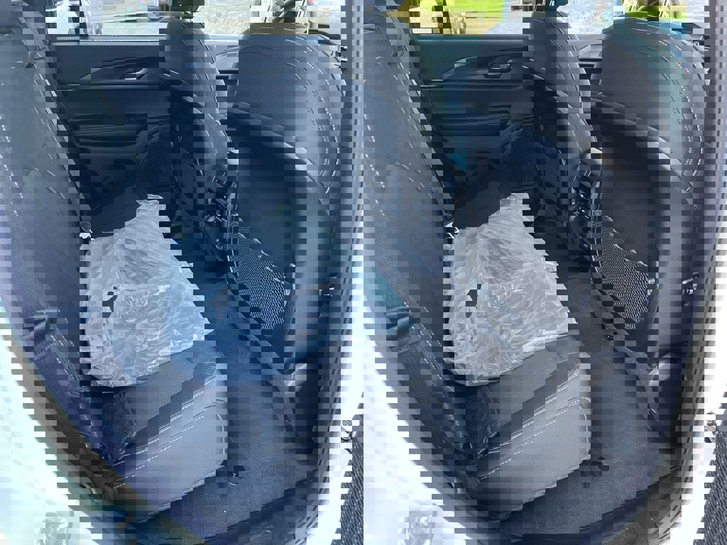 New 2025 Jeep Grand Cherokee Laredo X image 13