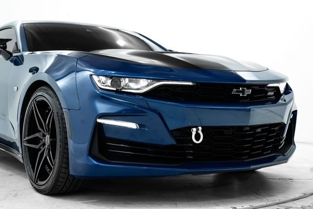 Used 2022 Chevrolet Camaro SS RWD image 8