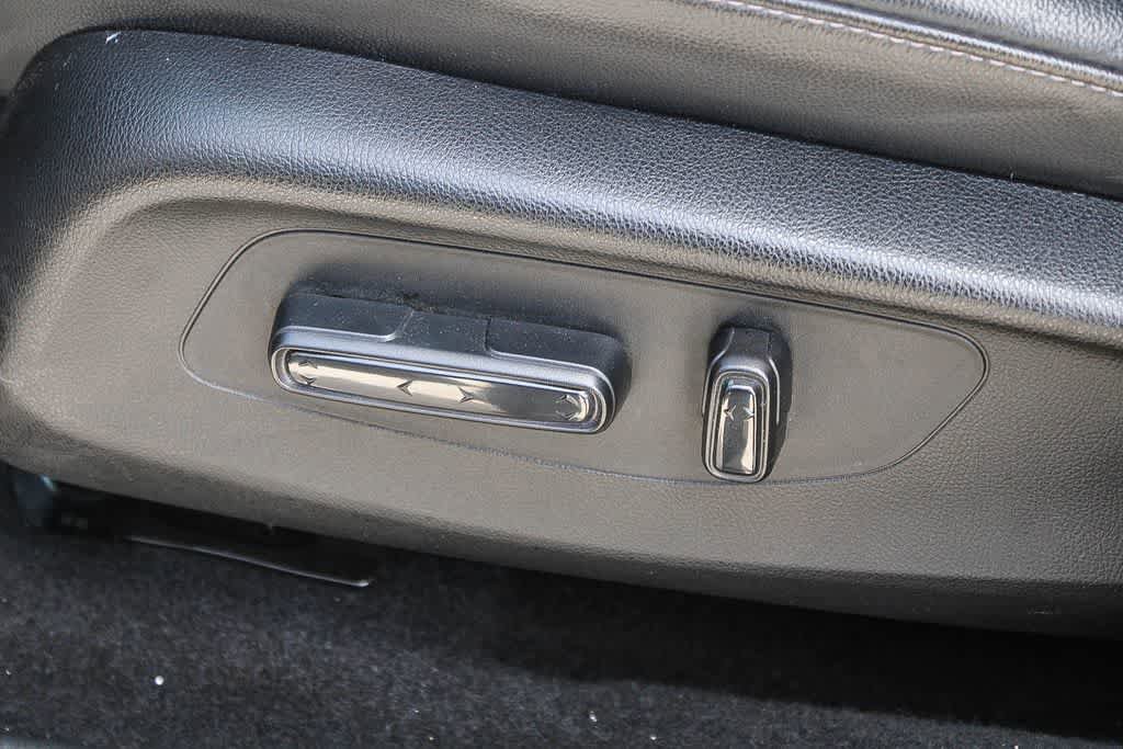Used 2023 Honda HR-V EX-L image 19