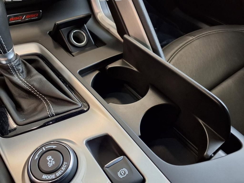 Used 2019 Chevrolet Corvette Z06 RWD image 16