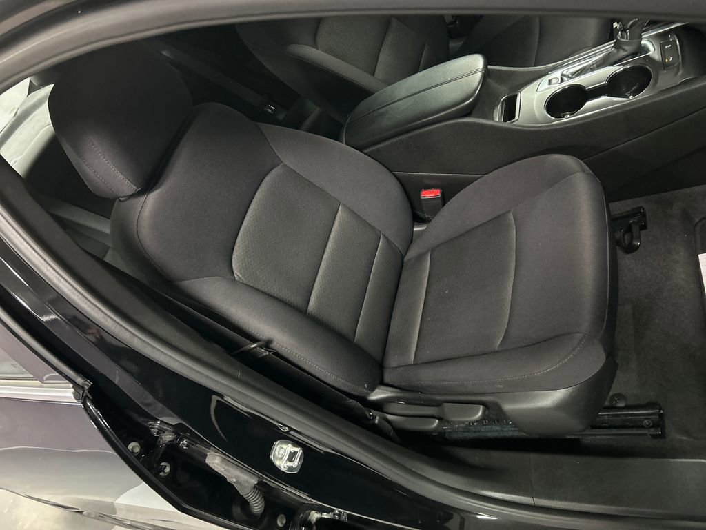 Used 2024 Chevrolet Malibu LT image 23