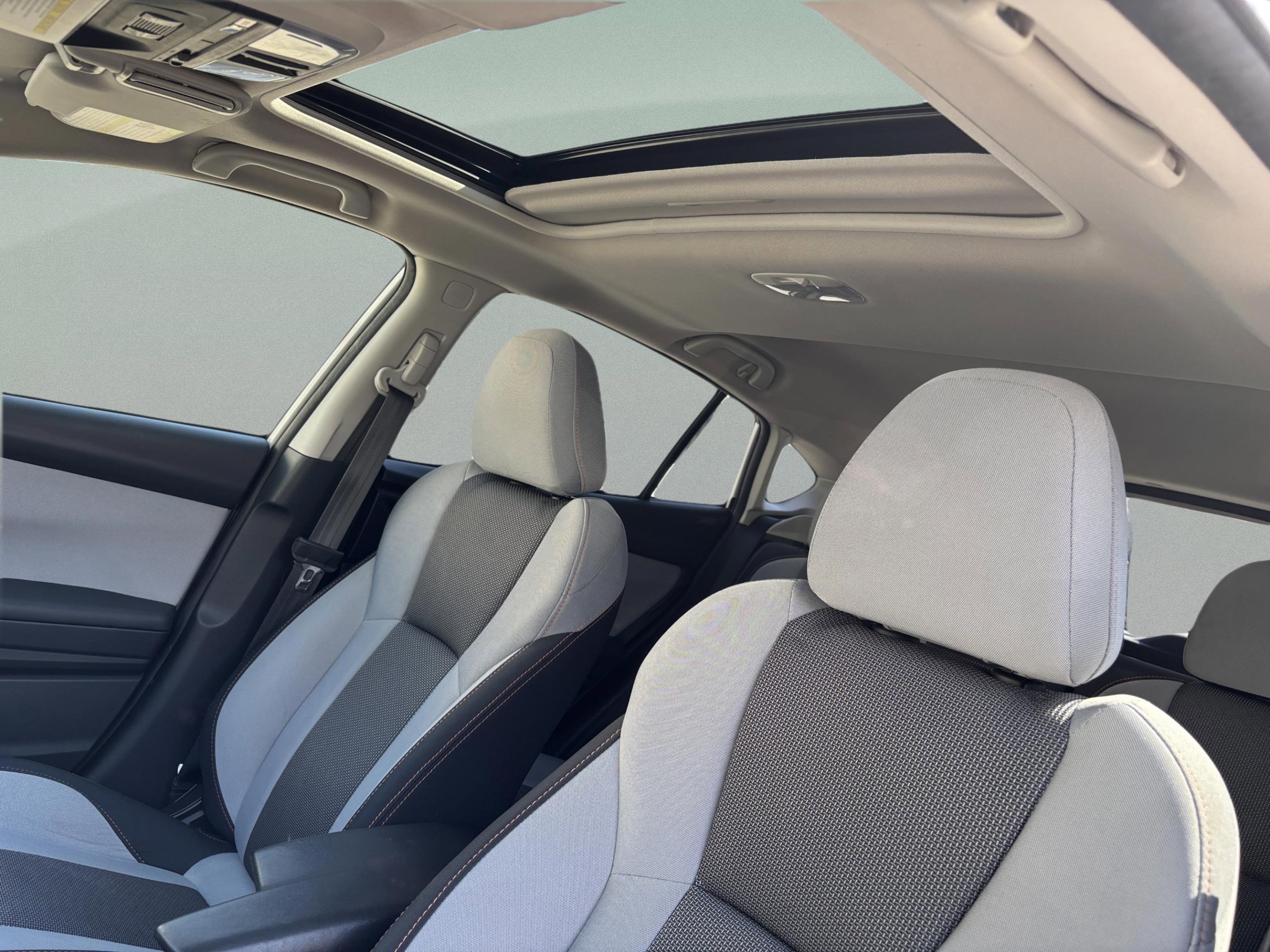 Used 2021 Subaru Crosstrek 2.0i Premium w/ Moonroof Package image 18