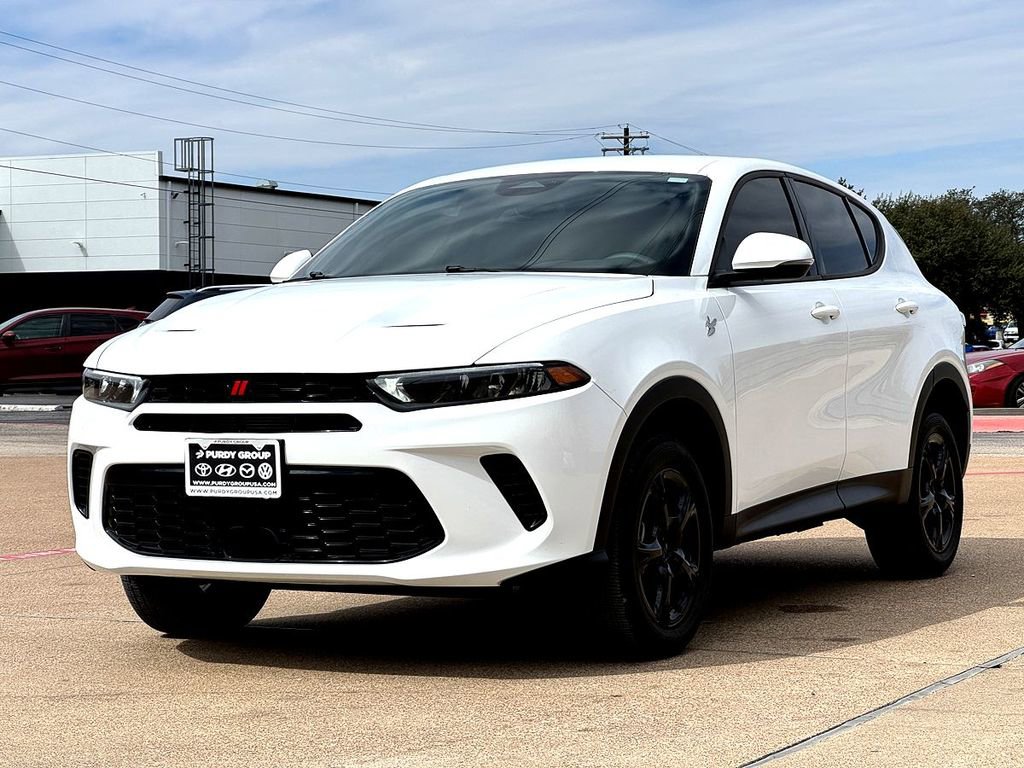 Used 2024 Dodge Hornet GT image 4