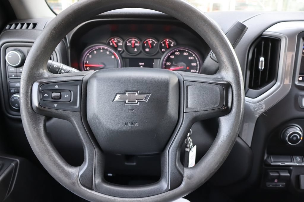 Used 2019 Chevrolet Silverado 1500 Custom Trail Boss w/ Custom Convenience Package AWD/4WD image 6