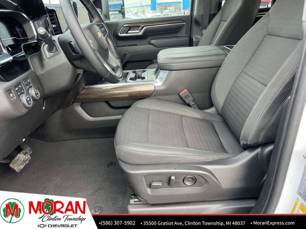 Certified 2024 Chevrolet Silverado 2500 LT w/ Convenience Package image 18