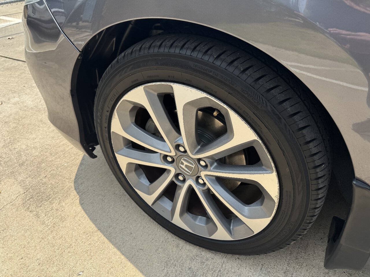 Used 2015 Honda Accord EX-L image 32