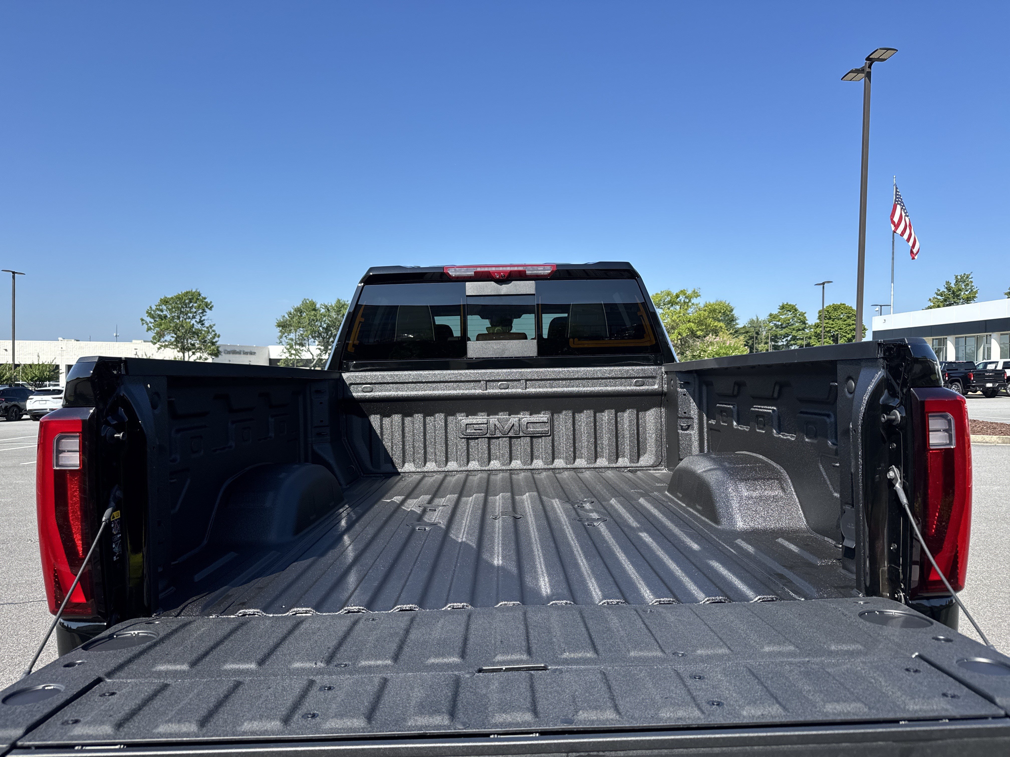 New 2026 GMC Sierra 2500 Denali Ultimate AWD/4WD image 32