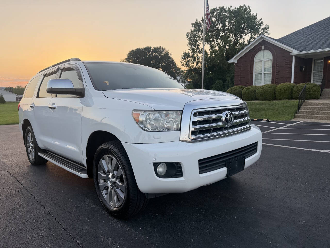 Used 2011 Toyota Sequoia Limited RWD image 8
