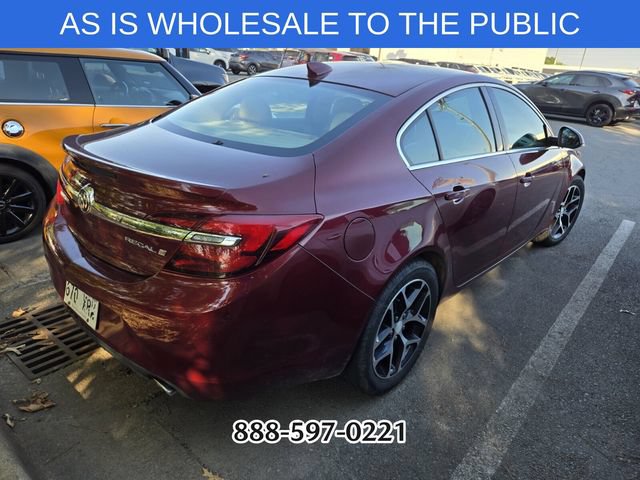 Used 2017 Buick Regal Sport Touring FWD image 5
