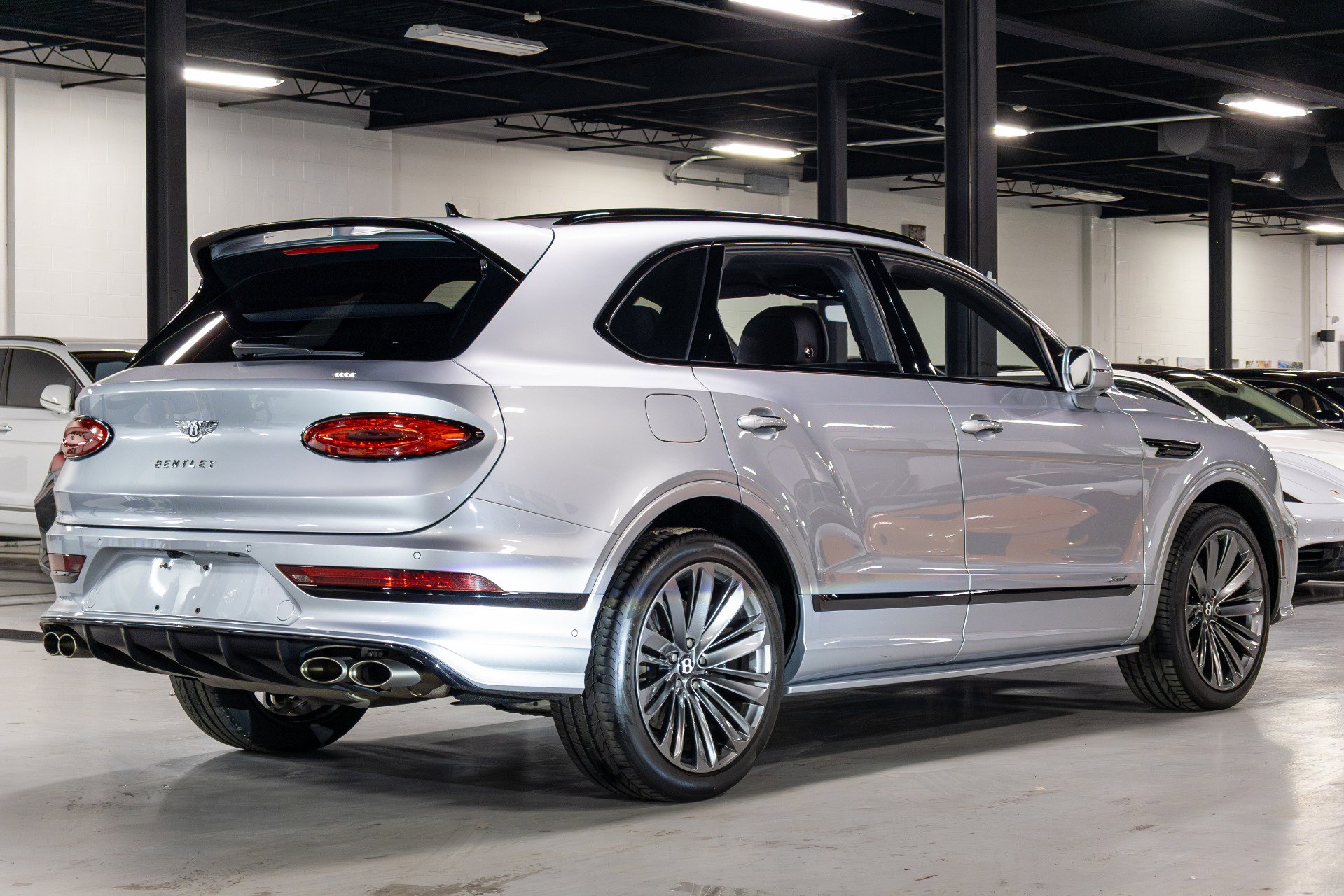 Used 2021 Bentley Bentayga Speed AWD/4WD image 16