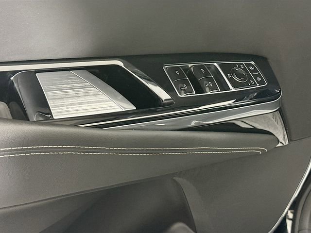 Certified 2025 Cadillac Escalade Sport Platinum w/ LPO, Floor Liner Package image 19