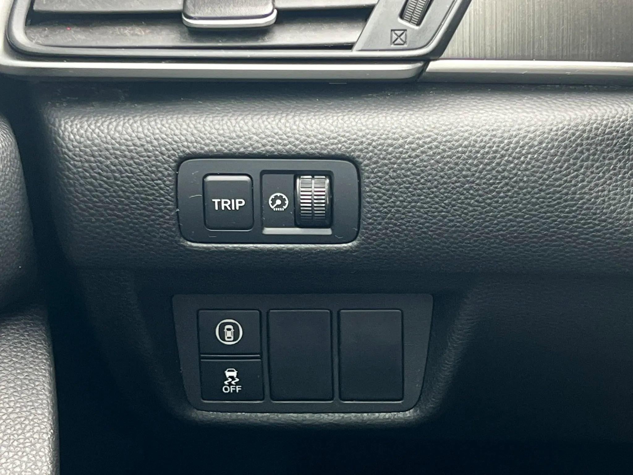 Used 2019 Honda Accord LX image 26