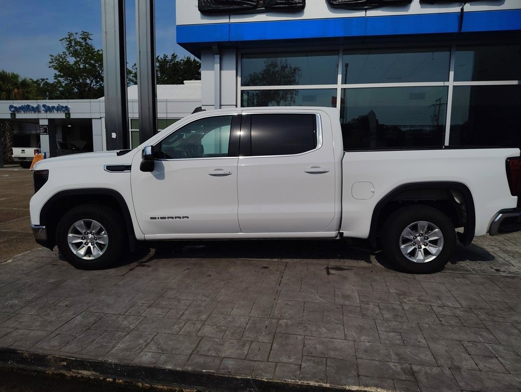 Used 2024 GMC Sierra 1500 SLE image 8