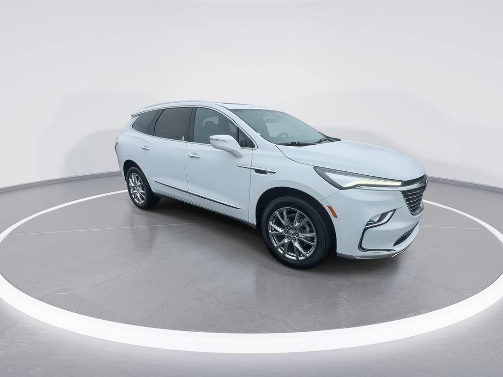 Used 2023 Buick Enclave Essence w/ Experience Buick Package image 2