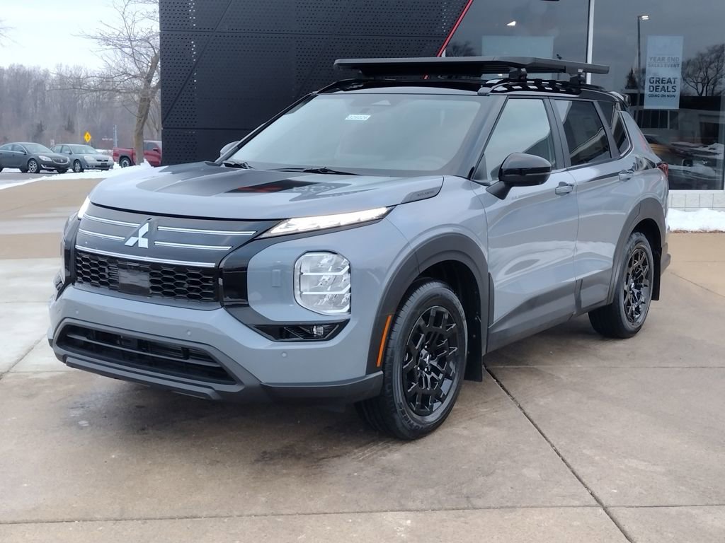 New 2026 Mitsubishi Outlander Trail Edition