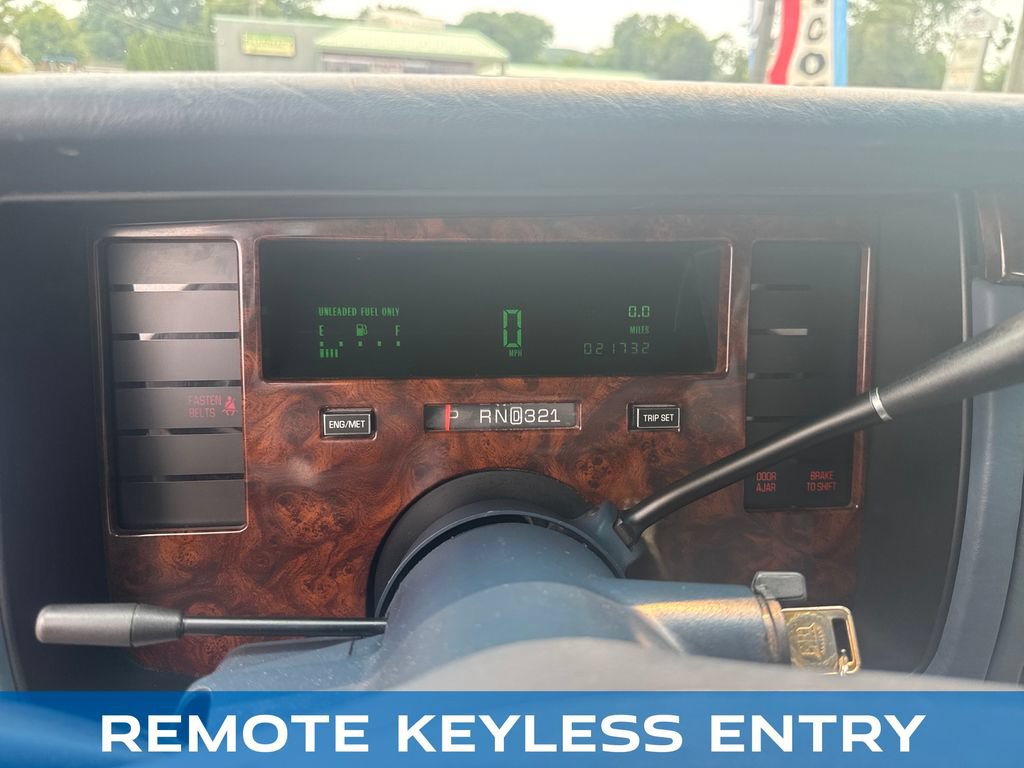 Used 1995 Cadillac Fleetwood Brougham RWD image 15