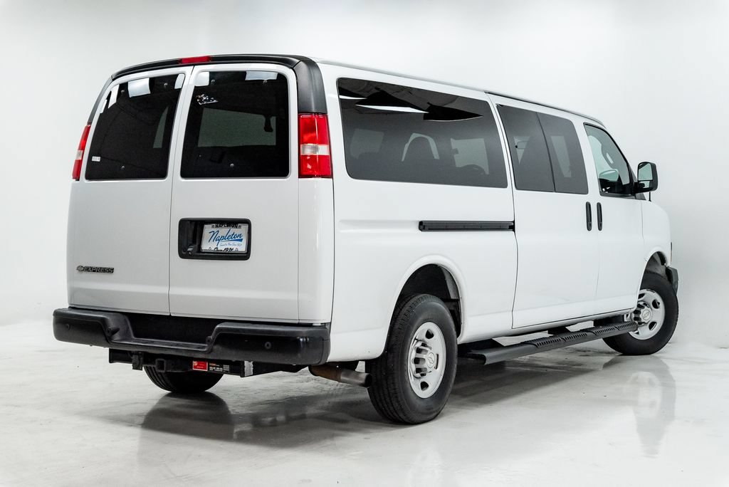 Used 2022 Chevrolet Express 3500 LS RWD image 23