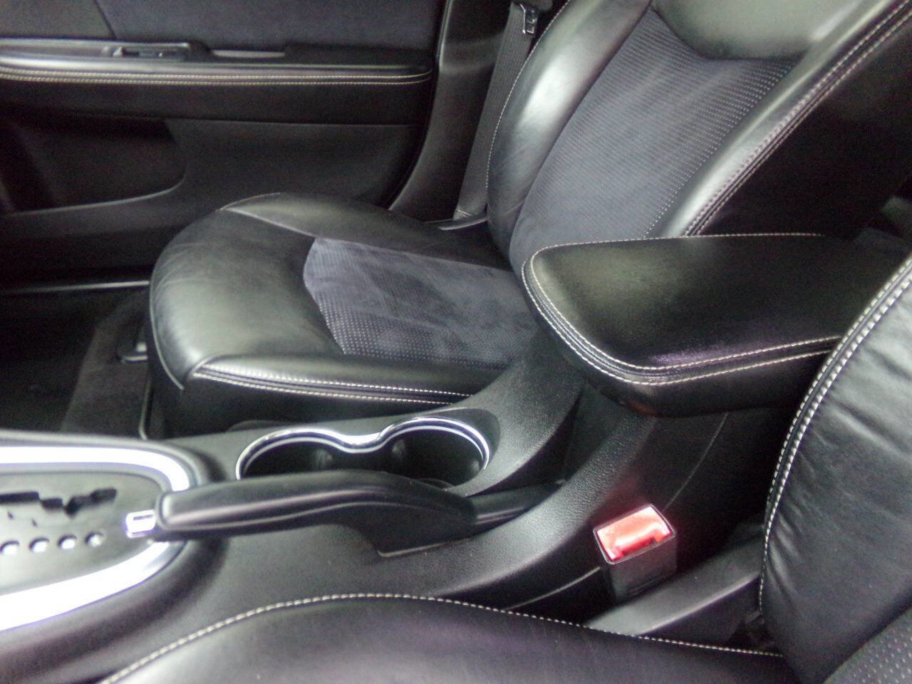 Used 2014 Chrysler 200 Limited w/ Sun/Sound Group FWD image 18