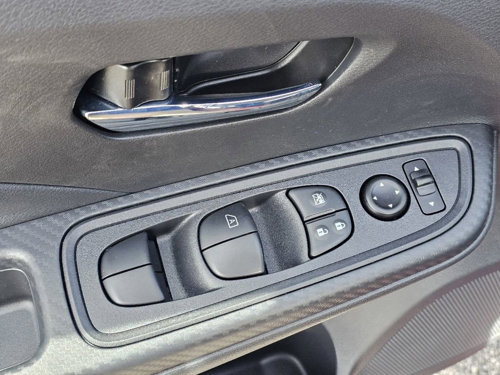 New 2025 Nissan Versa SV FWD image 13