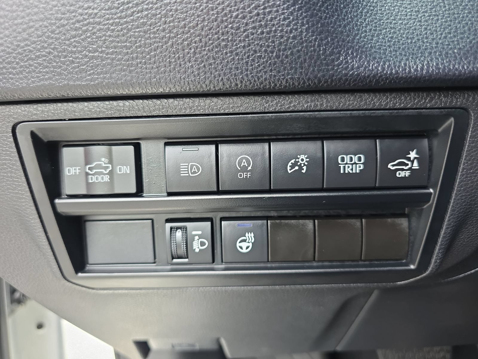 Used 2023 Toyota Tundra SR5 w/ SR5 Premium Package AWD/4WD image 26