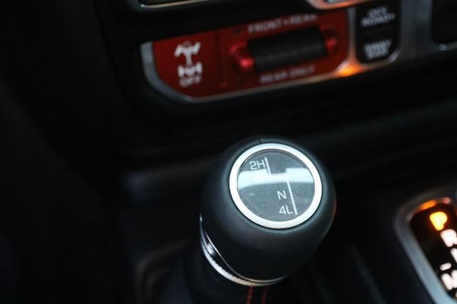 Used 2023 Jeep Wrangler Unlimited Rubicon AWD/4WD image 25