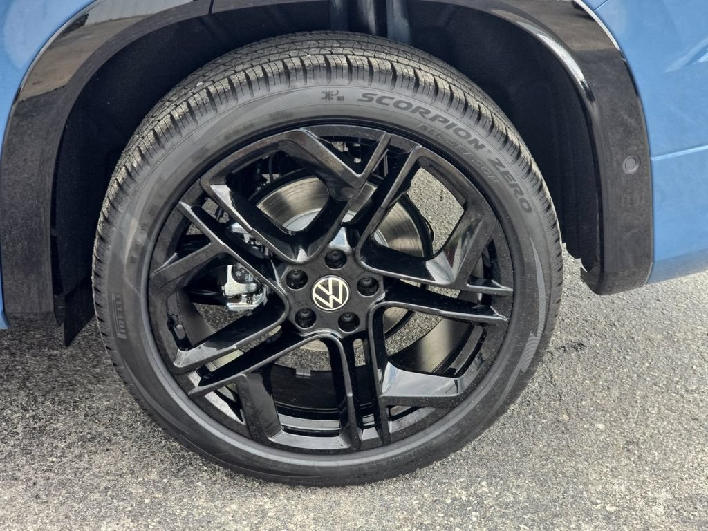 New 2026 Volkswagen Tiguan SE R-Line AWD/4WD image 30