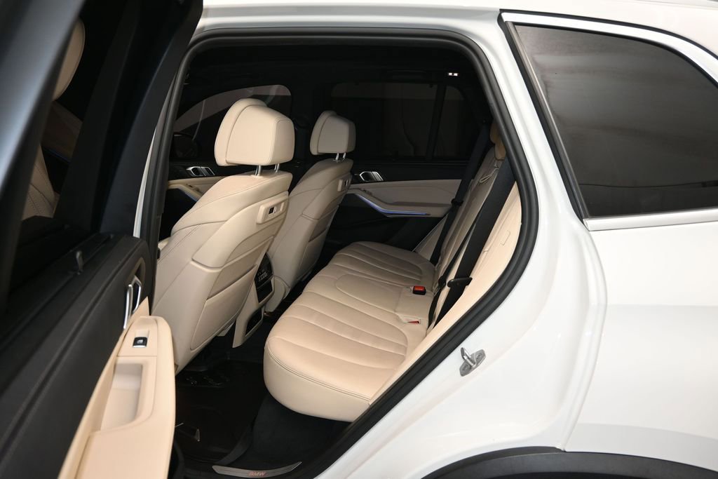 Used 2022 BMW X5 sDrive40i RWD image 15