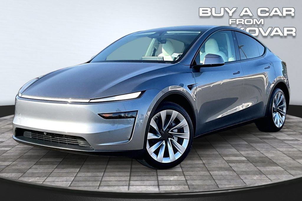 Used 2026 Tesla Model Y AWD image 11