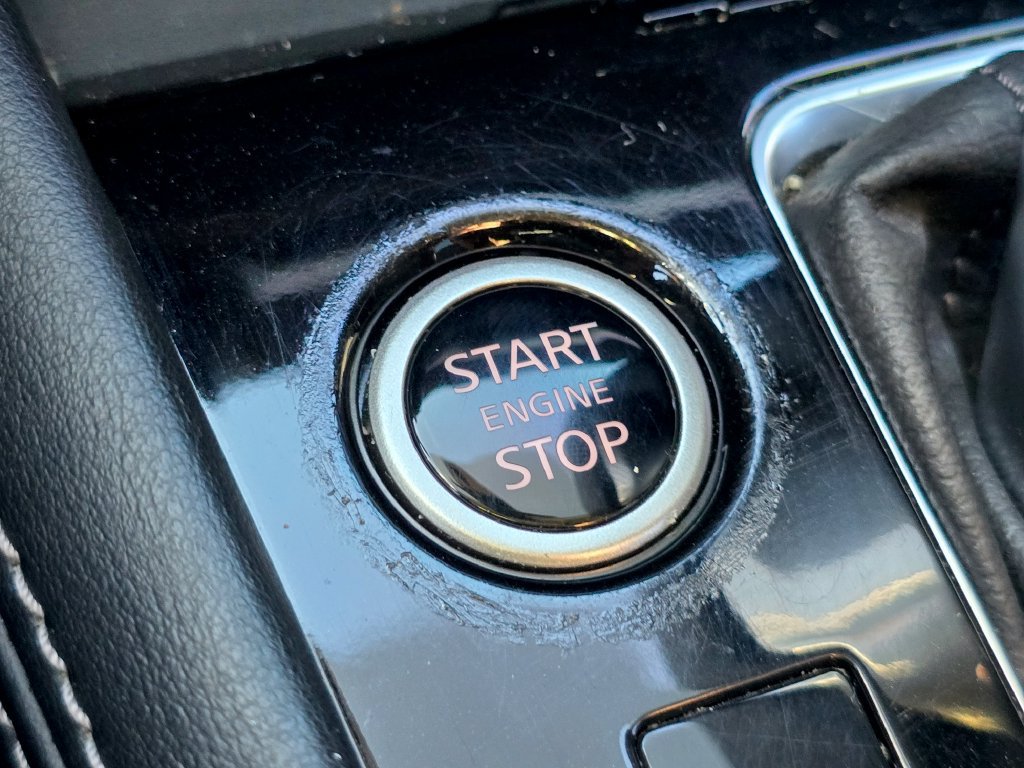 Used 2023 Nissan Kicks SR FWD image 26