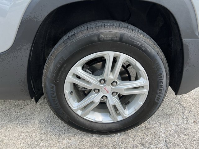 Used 2023 GMC Terrain SLE FWD image 33