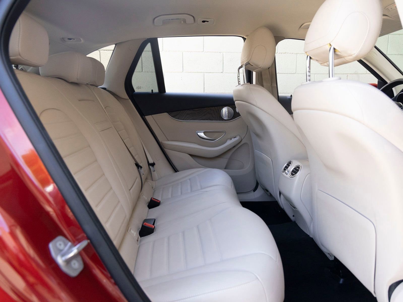 Used 2021 Mercedes-Benz GLC 300 image 24