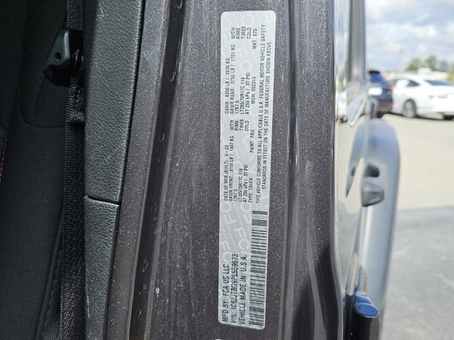Used 2023 Jeep Gladiator Rubicon AWD/4WD image 16