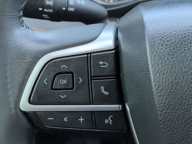 Used 2022 Toyota Highlander Bronze Edition image 25