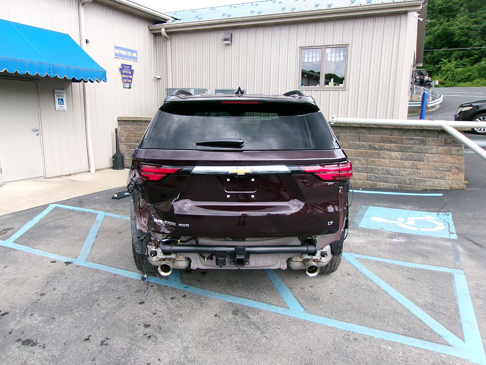 Used 2022 Chevrolet Traverse LT w/ LPO, Floor Liner Package image 2