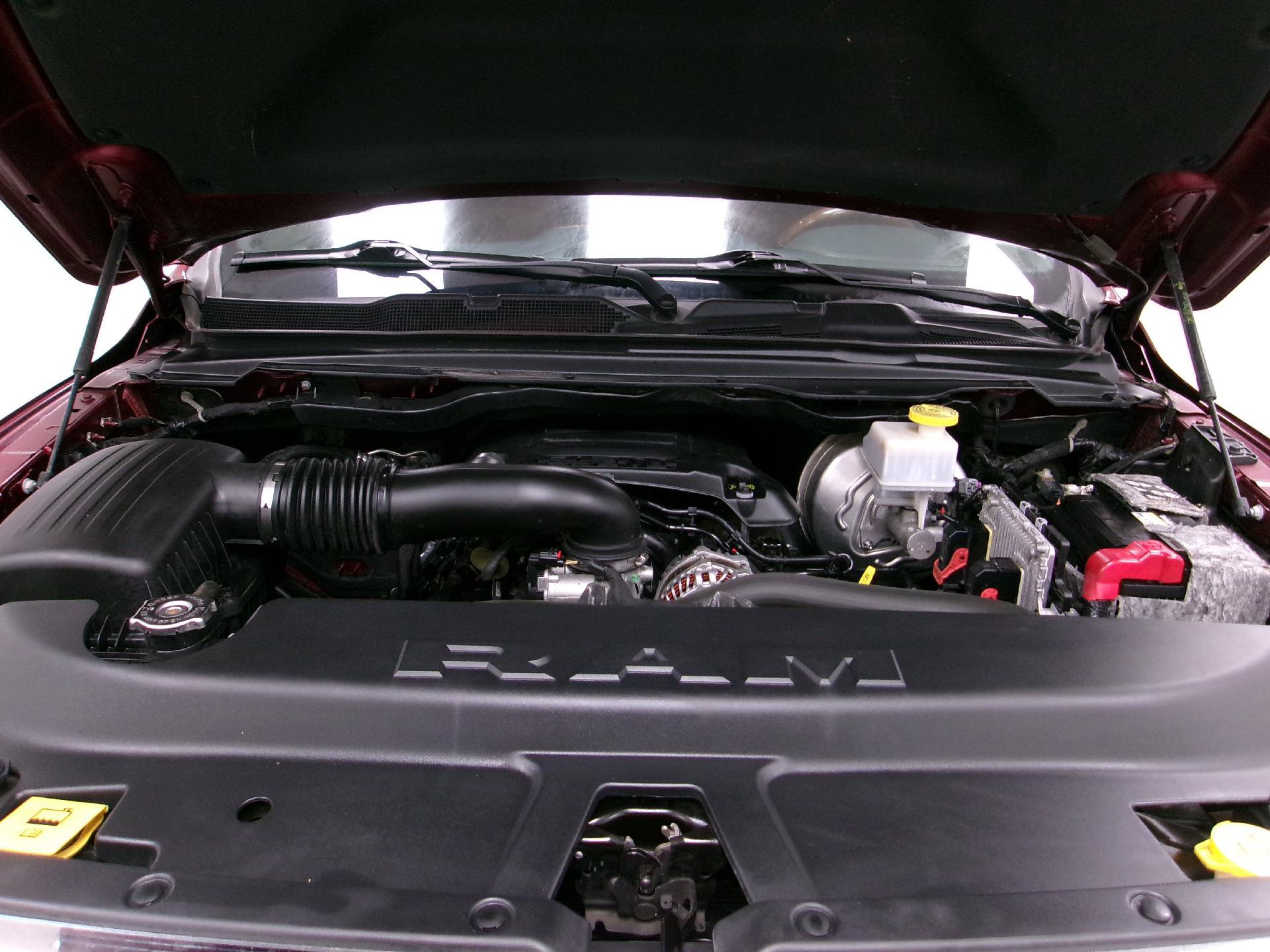 Used 2019 RAM 1500 Limited w/ Bed Utility Group image 18