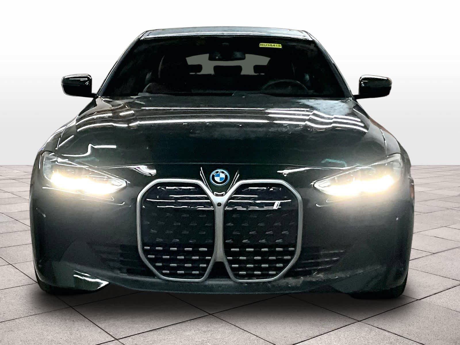 Used 2024 BMW i4 eDrive40 w/ Premium Package RWD image 3