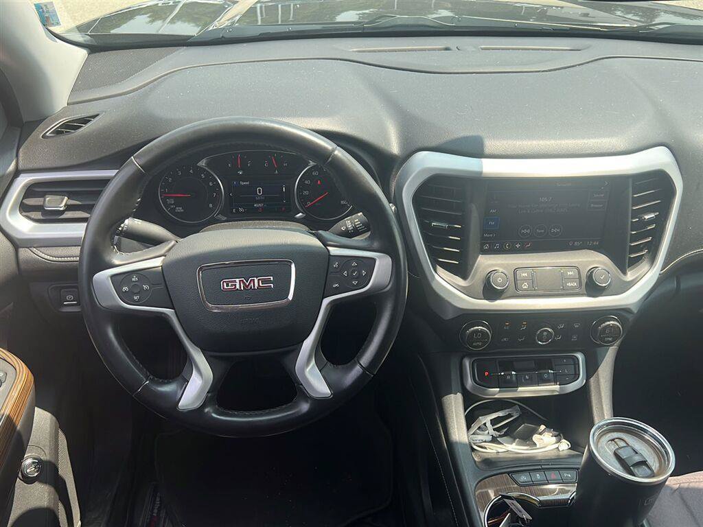 Used 2020 GMC Acadia SLE w/ Driver Convenience Package AWD/4WD image 4