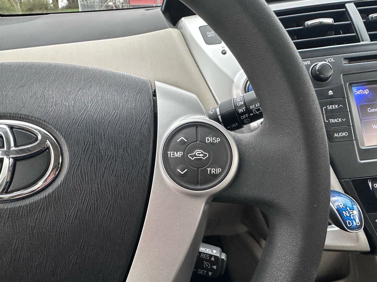 Used 2014 Toyota Prius V Two image 26