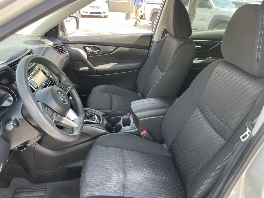 Used 2018 Nissan Rogue S image 18