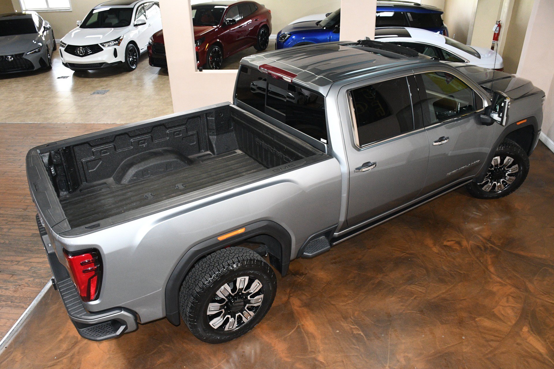 Used 2024 GMC Sierra 2500 Denali w/ Denali Reserve Package AWD/4WD image 75