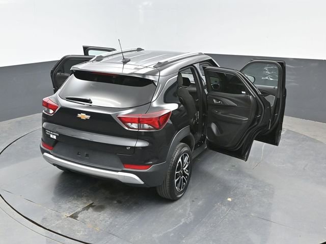 Used 2025 Chevrolet TrailBlazer LT AWD/4WD image 24