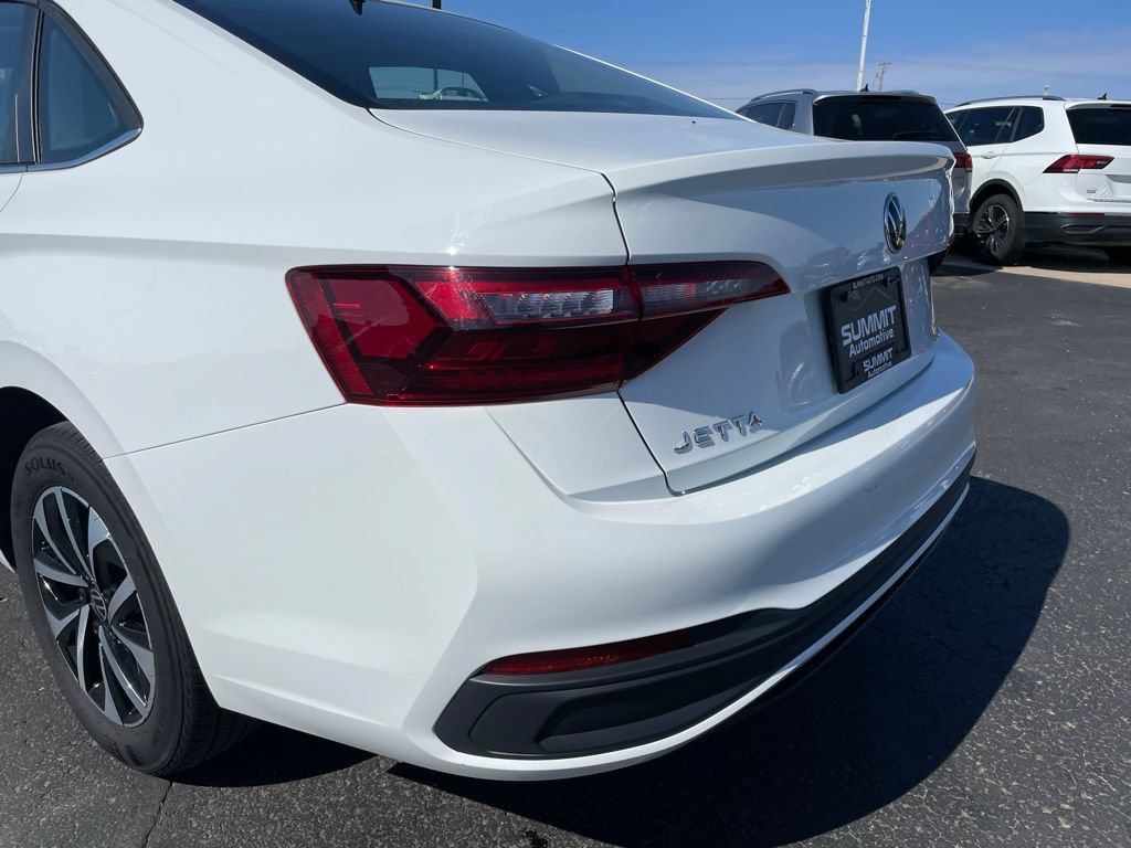 Used 2024 Volkswagen Jetta S FWD image 33