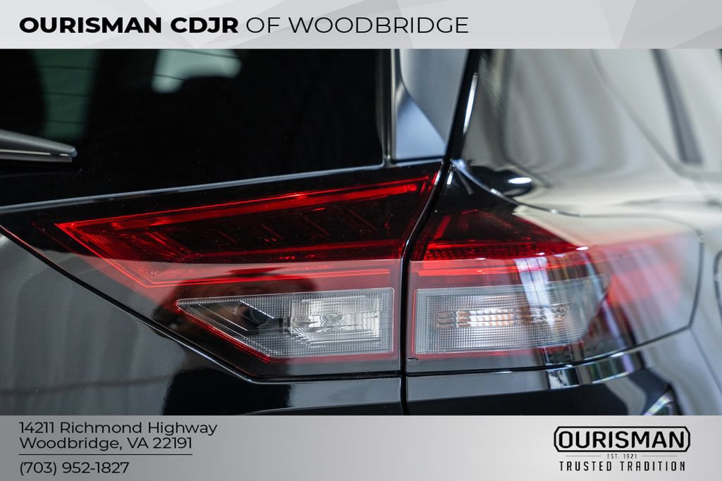 Used 2026 Nissan Rogue SV w/ Rock Creek Premium Package AWD/4WD image 6