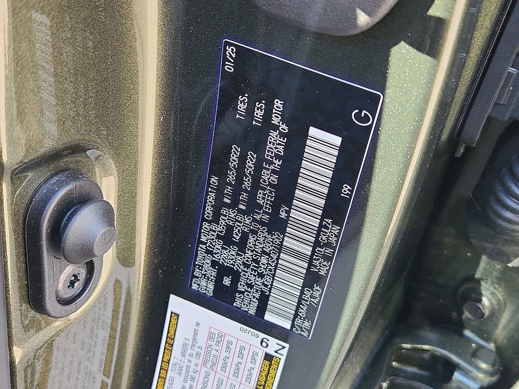 New 2025 Lexus LX 600 4WD w/ Luxury Package image 6