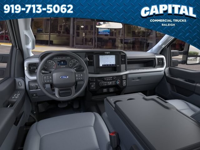 New 2026 Ford F550 4x4 Supercab Super Duty image 9