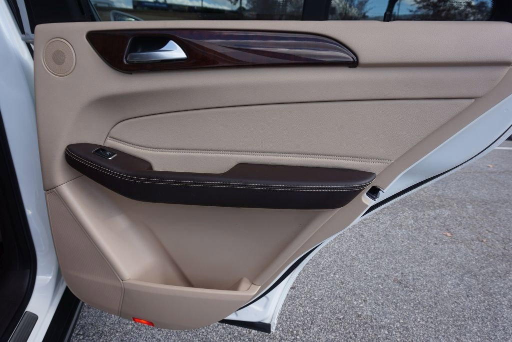 Used 2017 Mercedes-Benz GLE 350 image 29