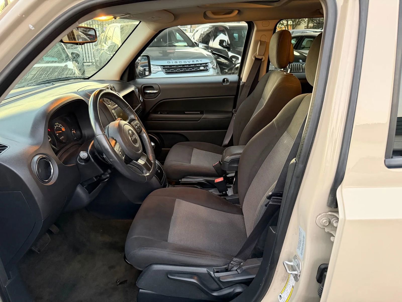 Used 2016 Jeep Patriot Latitude w/ Sun/Sound Group image 25