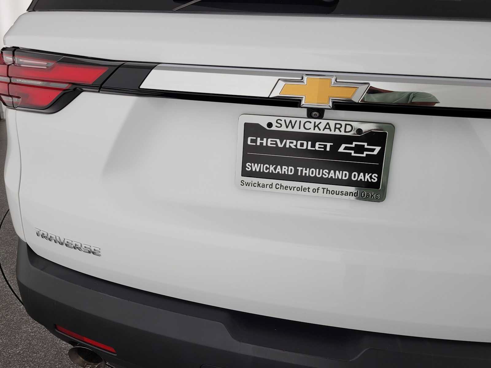 Used 2023 Chevrolet Traverse LT FWD image 14